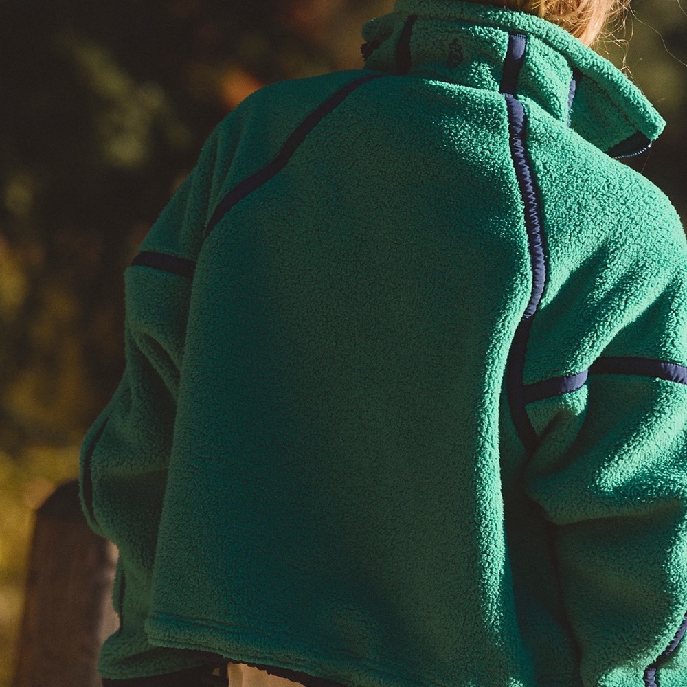 NWOT 🌲 Free People Mountain High Half Zip Fleece - Green Glow - Picture 2 of 9